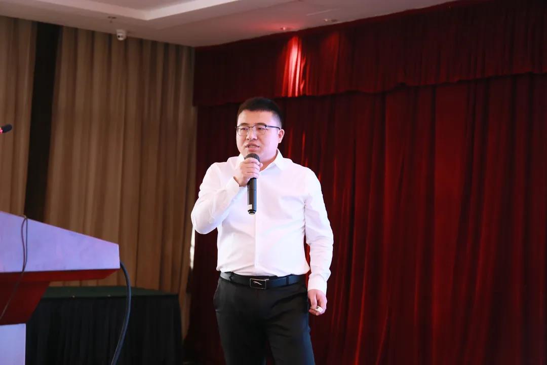 加氣協(xié)會(huì)主辦、東岳機(jī)械承辦的第五屆加氣混凝土行業(yè)總工程師論壇暨2021綠色低碳論壇圓滿召開(kāi) 加氣協(xié)會(huì)主辦、東岳機(jī)械承辦的第五屆加氣混凝土行業(yè)總工程師論壇暨2021綠色低碳論壇圓滿召開(kāi)